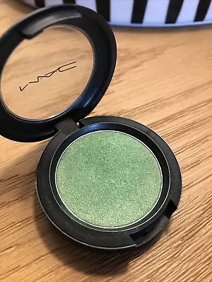 MAC Pro Longwear Eye Shadow In Fresh Flare • $15