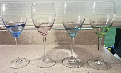 F569~ Set Of 4 Wine Glasses Multi-Colored  Clear Stem 9.5  • $19.99