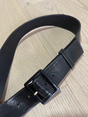 $85 • Buy YSL Leather Belt 