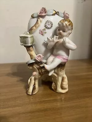 Vintage Ucagco Egg Vase Bird And Cherub Baby Pink Flowers • $12.99