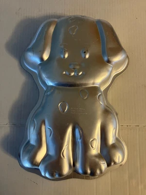 $9.99 • Buy Dalmation Dog 15  Cake Tin Pan 1993 Wilton 2105-9334