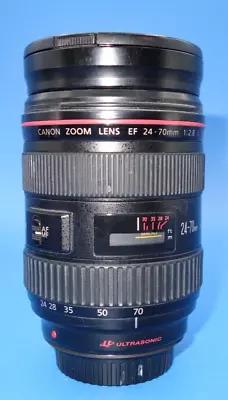 Canon EF 24-70mm F/2.8L USM - For Spares Or Repair • £100