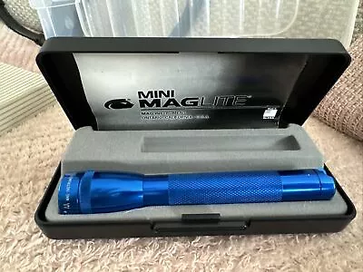 Mini Maglite AA  Torch In Gift Box - Blue - No Bulb Or Batteries • £5