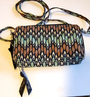 A Vera Bradley Clutch Wallet Wristlet Crossbody Purse Accordion Organizer • $9.95