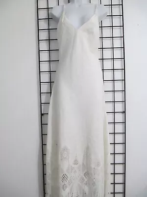 Zara 🌸 Size Xs==white / Beach Portrait / Linen ? /  Maxi / Lace Bottom Dress • $22.50