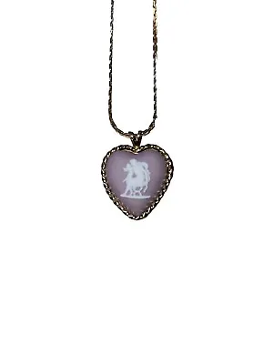 £99.35 • Buy Wedgwood Lilac And White Jasperware Venus & Cupid 12kt Gold Filled Pendant/Chain