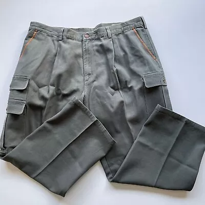 Orvis Men's Cargo Pants Size 42 Green Leather Accents • $1.99