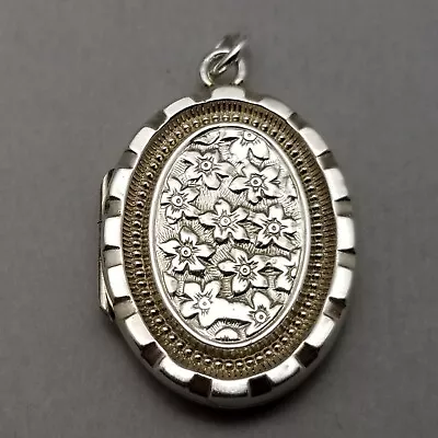 Antique Victorian Sterling Silver Oval Photo Locket Pendant Hallmarked 1892 4.9g • $63.13