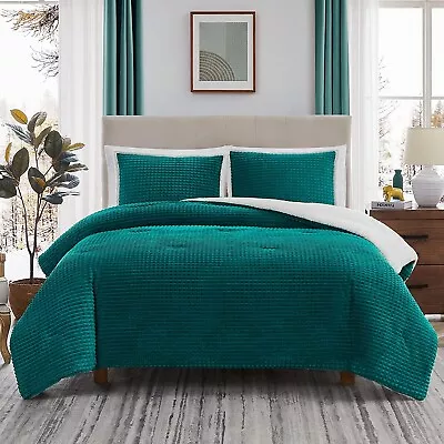 GENIOSPIN Microplush Sherpa Queen Comforter Set 3-Piece Bed Set 90x90 (Green) • $31.49