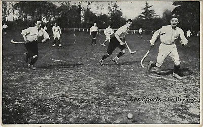 PC SPORTS LE HOCKEY Vintage Postcard (B40616) • $12.75