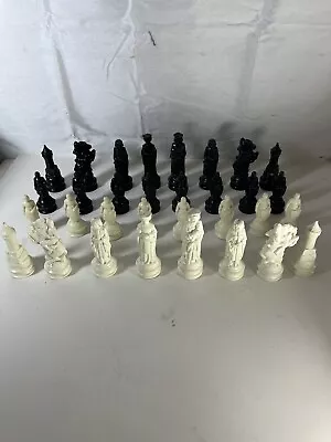 Vintage ANRI Chess Renaissance Medieval E.S Lowe Pieces • $39.99