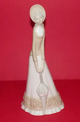 £12.99 • Buy VALENCIA Miquel Requena * Large Vintage Porcelain Figurine * 12.5  (21.5cm) Tall