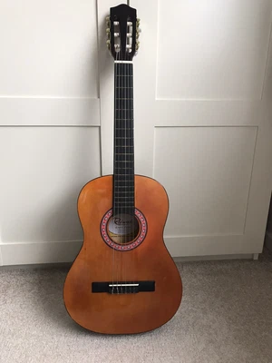 £25 • Buy Childrens 1/2 Size Redwood Acoustic Guitar With Case And Tuning Kit