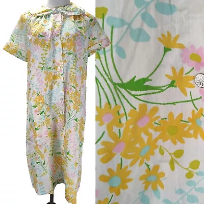 Vintage 60s 70s Peter Pan Collar House Coat Dress Size L/XL Yellow Floral Print • $60