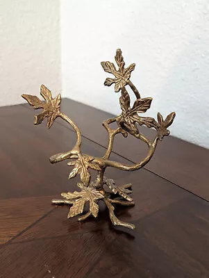 Beautiful Vintage Leaf & Vine Sculpture  • $28