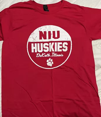 Northern Illinois University NIU Tshirt Size Large • $10.99