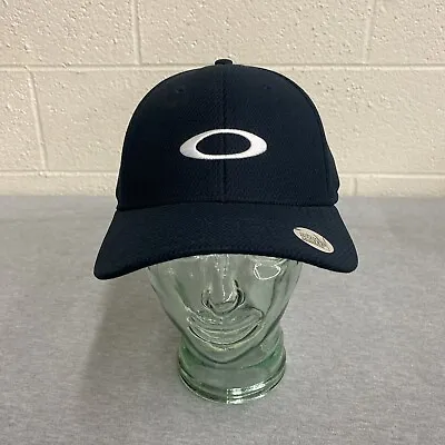 Oakley Hydrolix Golf Eclipse Hat • $24.99