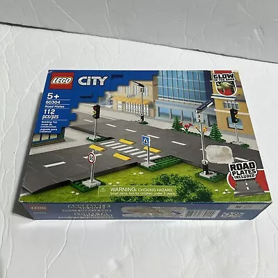 LEGO City Road Plates Building Toy Set 60304 With Traffic Lights • $25