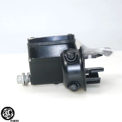 $89 • Buy 2014 HARLEY DYNA Front Brake Master Cylinder 9/16 HD43