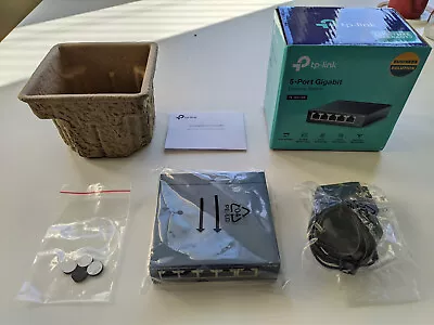 TP-Link 5-Ports Gigabit Switch (TL-SG105)  • $6