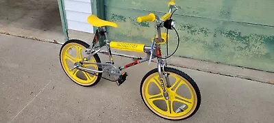 Netflix Stranger Things Mongoose BMX-style Bike 20 In Wheel Chrome / Yellow • $600