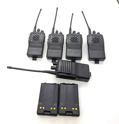 5 Vertex Radios - 2 Batteries - 4x VX-210AU UHF - 1x VX-417-4-5 - Mixed Lot Part • $52