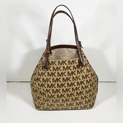 Michael Kors Brown Signature Jet Set MK Grab Bag Tote Bag • $49.99