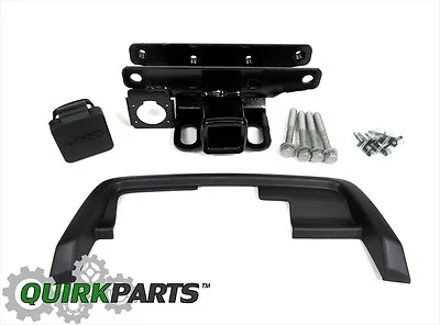 2005-2010 Jeep Grand Cherokee Hitch Receiver And Bezel Kit Oem New Mopar • $222.48