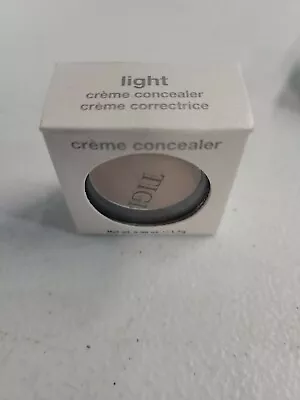 TIGI Creme Concealer LIGHT NIB 1.7g/.06oz • $10.99