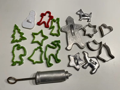 $8.95 • Buy Lot Of 16 Vintage Cookie Cutters 1950’s. Plus A Cookie Press