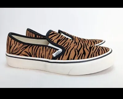 Vans Leopard Animal Stripes Slip On Shoes Women's 6 • $32