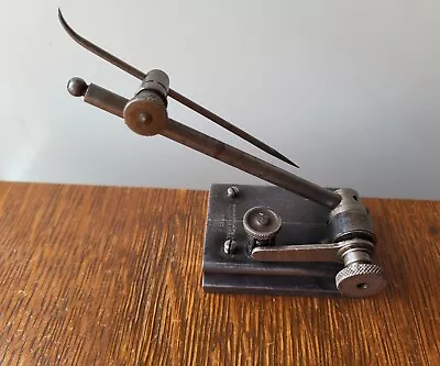 Vintage Brown & Sharpe Surface Gage W/Spindle Snug & Scribe Machinist Tool USA • $39.99