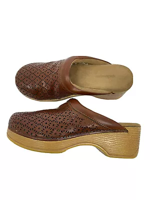 G.H Bass Womens 7M Brown Aerated Clog Ladies  • $17.95