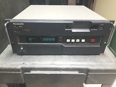 Panasonic AJ-D640P DVCPRO Digital VCR Digital Editing DV DV Mini Video Cassette • $400