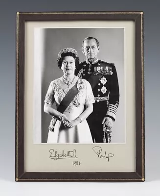 HER MAJESTY QUEEN ELIZABETH II AND PRINCE PHILIP 2 X SIGNED PHOTO PRINTS 6 X 4 • £3.99