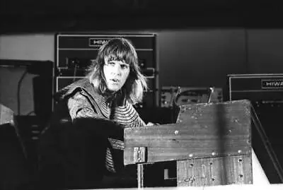 Keith Emerson Of The British Progressive Rock Band Emerson Lake & - Old Photo 4 • £5.58