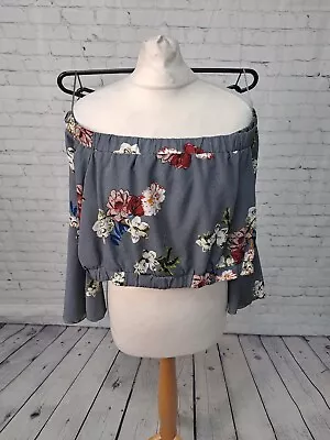 Cameo Rose Grey Floral Bell Sleeve Cropped Top Womens Size 16 (BB26) • £12.09