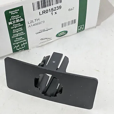 GENUINE Land Rover Discovery 4 Front Bumper Parking Sensor Retainer LR015239 • $28.70