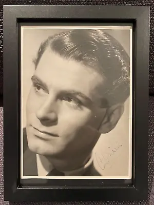 Laurence Olivier Famous British Actor - 100% Guaranteed Hand Signed Photo & COA • £59