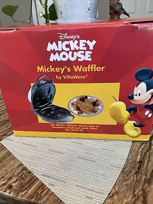 VillaWare Mickey's Waffler Mickey Mouse Single Waffle Maker Model DISNEY 5555-01 • $40