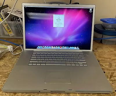 Apple MacBook Pro 17-inch July 2008 2.6GHz Intel Core 2 Duo (BTO/CTO) • $250