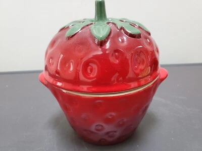 £39 • Buy Rare Le Creuset Strawberry Cocotte Small Casserole Great Cond