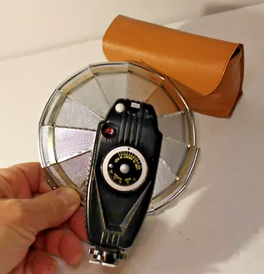 Vintage TELESAR Camera Folding Flash Bulb Gun Attachment With Case • $15.97