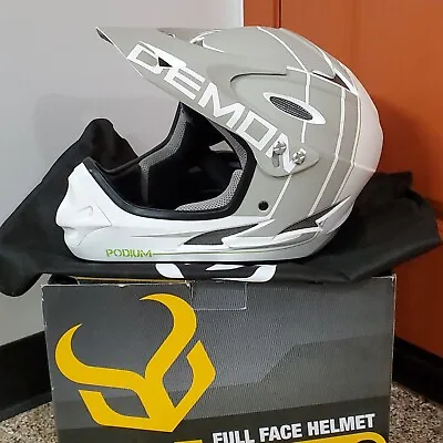 Demon Podium Full Face Downhill Mountain Bike/BMX Helmet (White & Gray) Size L • $79.99