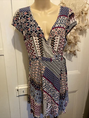 $20 • Buy Tigerlily Wrap Dress Size 12