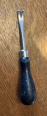 Vintage Millers Falls No. 211 Wood Handle Nail & Tack Puller VGUC • $9.99