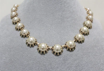 $12.50 • Buy NEW J. CREW Faux Pearl Gold Tone Statement Necklace