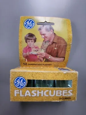 Vintage GE Super Flash Cubes 3 Cubes 12 Flashes For Standard Cube Cameras • $0.99