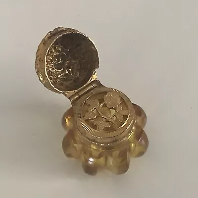 Fine Miniature Antique Amber Acorn Vinaigrette Perfume/scent Bottle. • $40.42