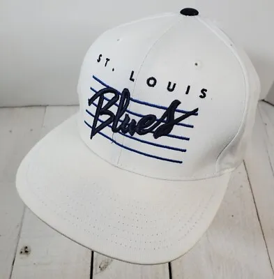 St Louis Blues White Script Mitchell & Ness White Baseball Snapback Hat Cap • $23.95